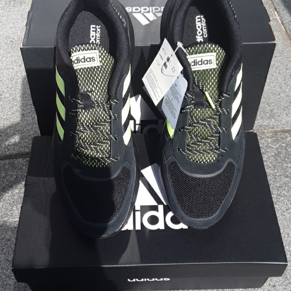 Adidas - Picture 4 of 8